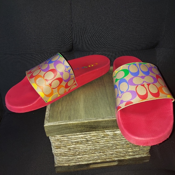 Size 12 men's coach slides - Picture 1 of 3